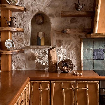 Vafias Villa - Tranquil Location, Ideal For Large Groups, By Zantewize Lithakia  エクステリア 写真