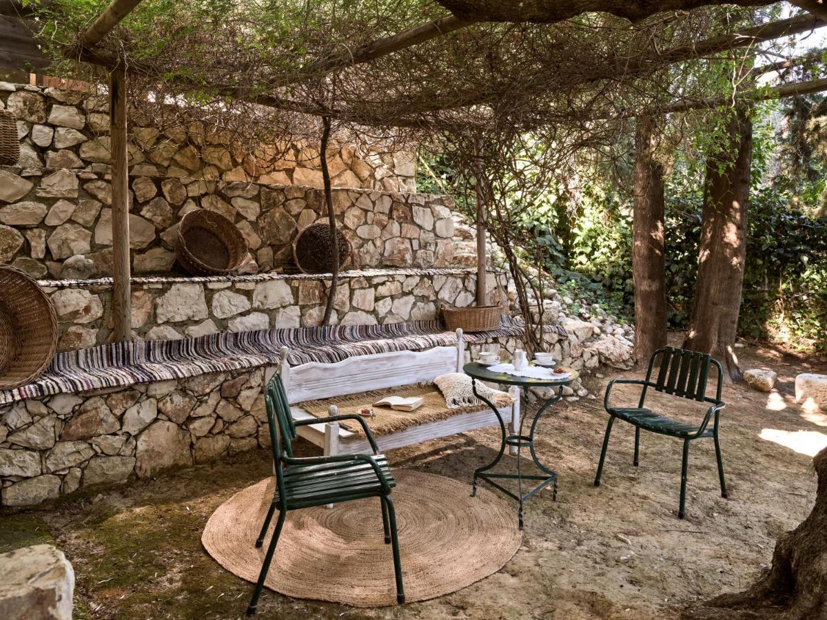 Vafias Villa - Tranquil Location, Ideal For Large Groups, By Zantewize Lithakia  エクステリア 写真